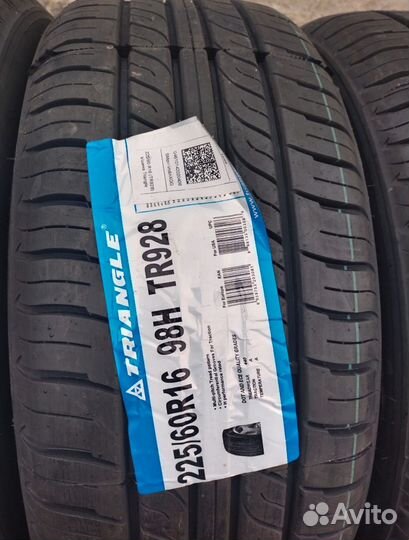 Triangle TR928 225/60 R16