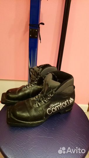 Лыжи, палки, ботинки 24 р