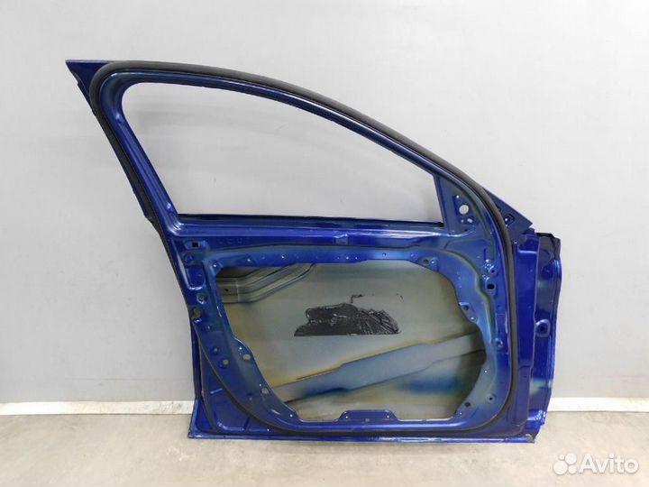 Дверь передняя левая Mercedes-Benz C-Class