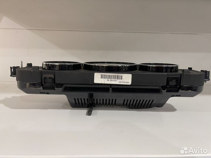 Щиток спидометр мерседес cls219 w219