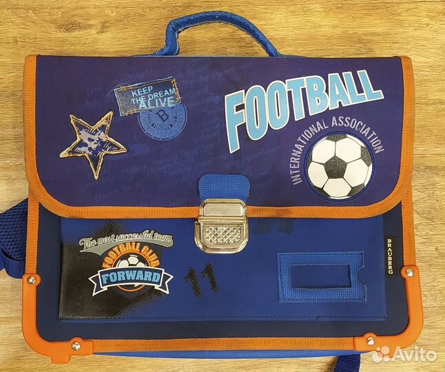 Ранец для первоклассника