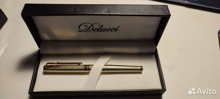 Ручка подарочная в футляре