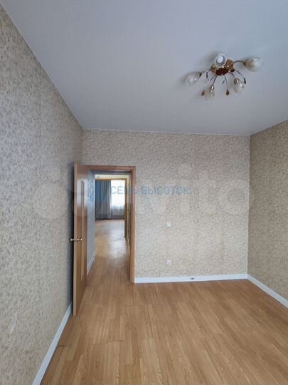 2-к. квартира, 54 м², 5/17 эт.