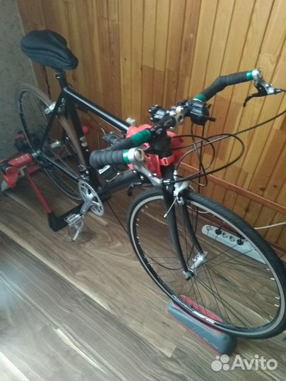 Шоссейный велосипед specialized+велостанок