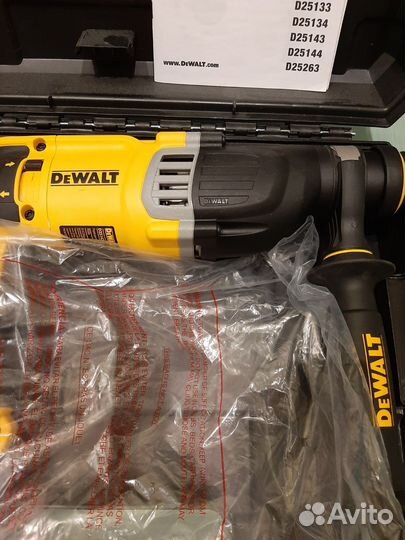 Перфоратор dewalt d25143k