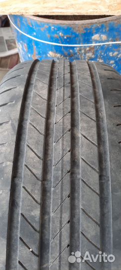 Goodyear EfficientGrip 245/50 R18