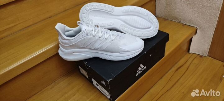 Кроссовки Adidas 43.5 размер оригинал