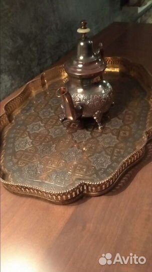 Чайник с подносом