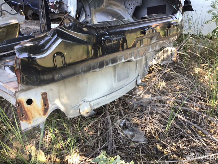 Задняя панель на Geely Emgrand