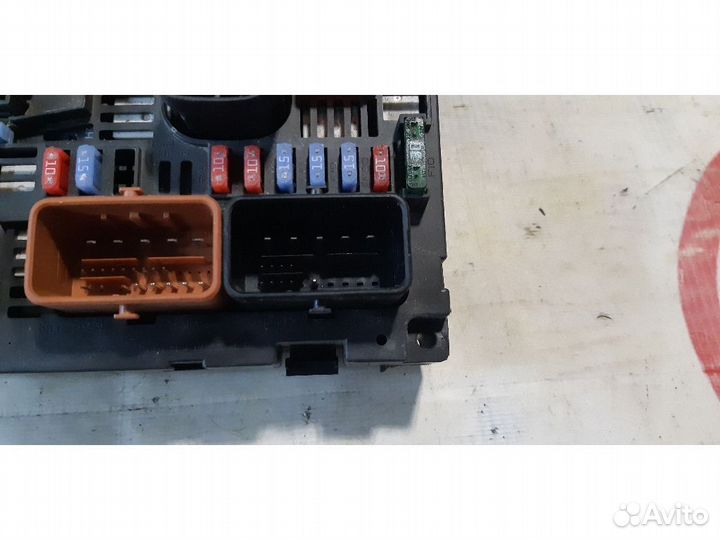 Блок предохранителей peugeot 308, 9664706280, 3050820