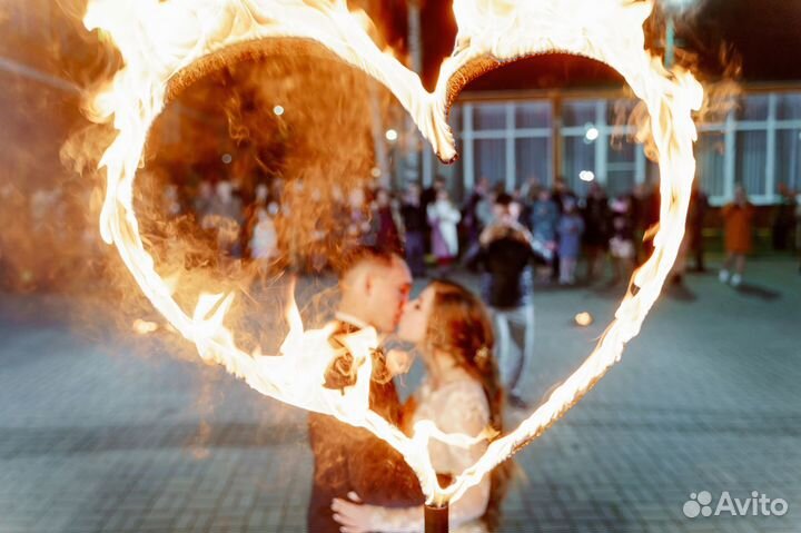 Фаер (огненное) шоу на свадьбу,выпускной,юбилей