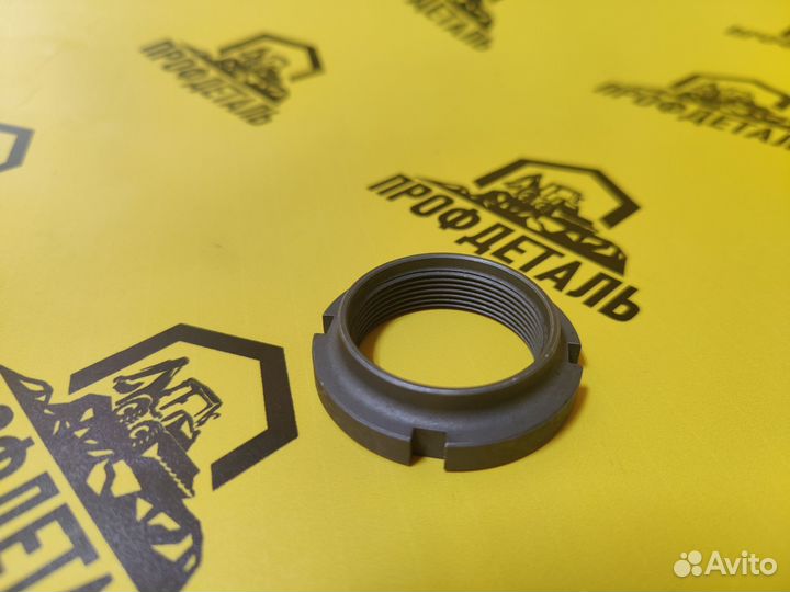 3215200 Гайка хвостовика регулировочная экскаватор