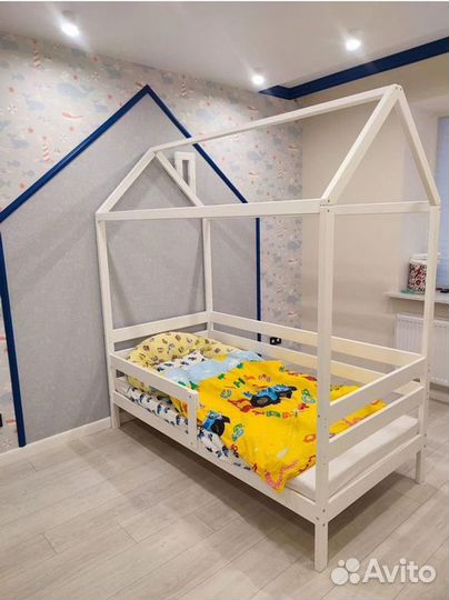 Детская кровать домик