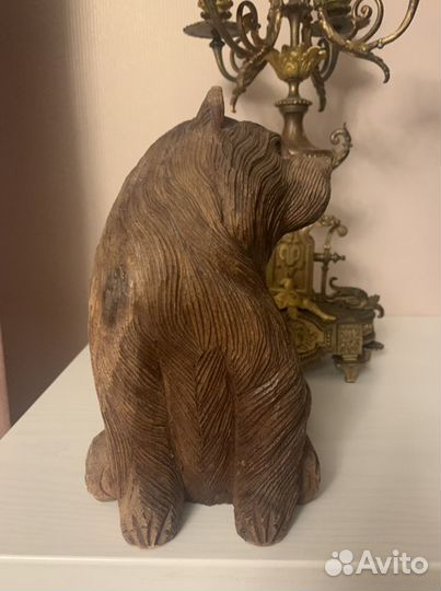 Медведь из дерева