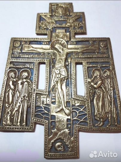 Крест с предстоящими