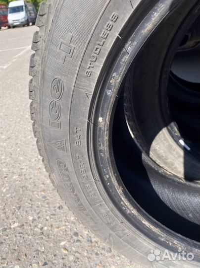 Goodyear UltraGrip Ice+ 215/55 R17