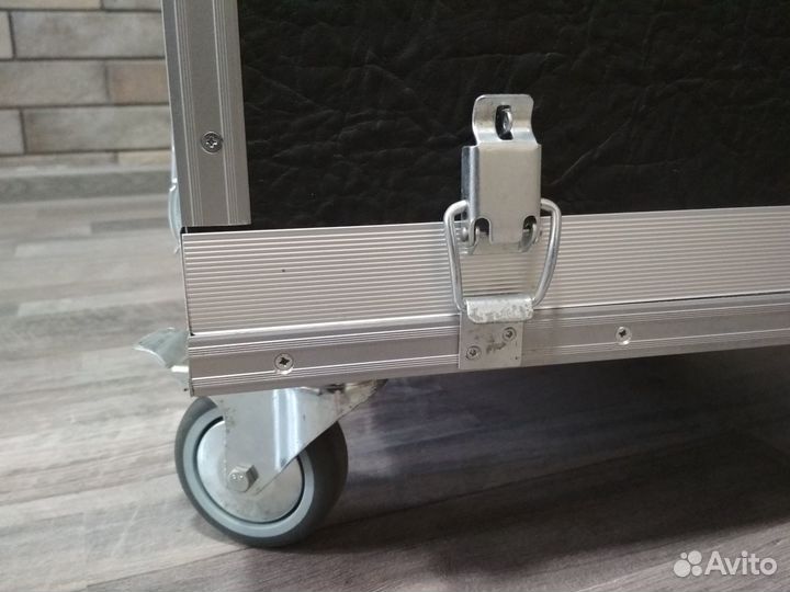 Туровый кофр для басового стэка