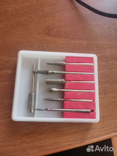 Для наращивания ногтей