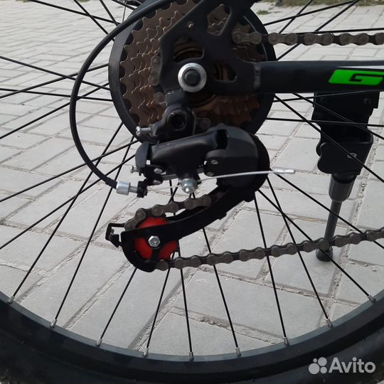 Велосипед GT racermax 26