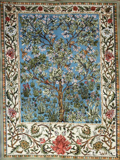 Гобелены У. Морриса среднего размера