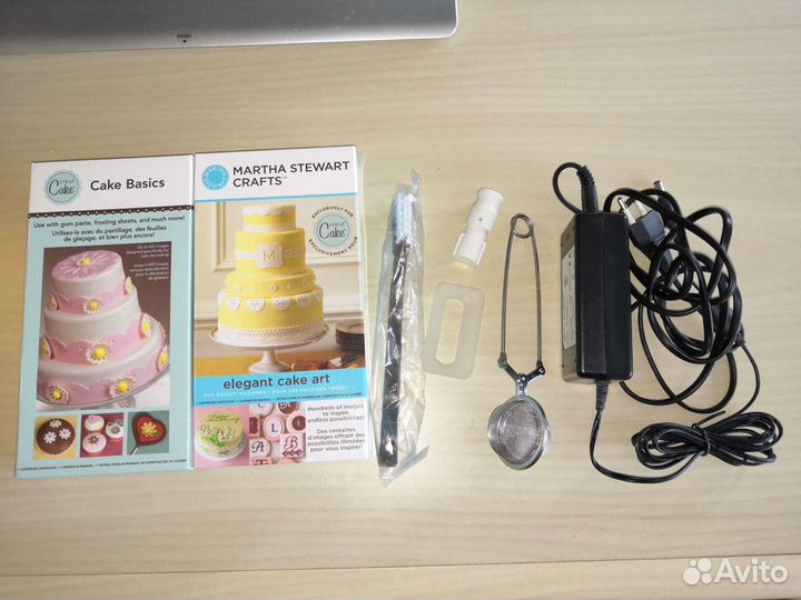 Плоттер, кондитерский резчик Cake circut mini