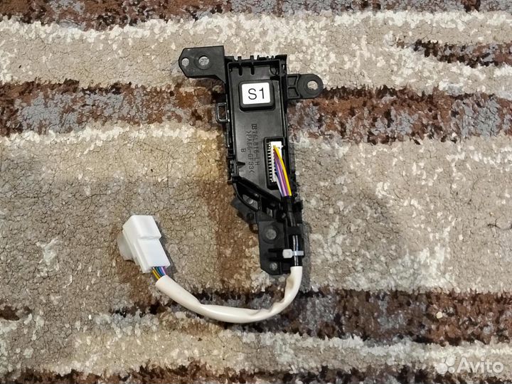 Индикатор положения селектора АКПП Toyota Rav4 50