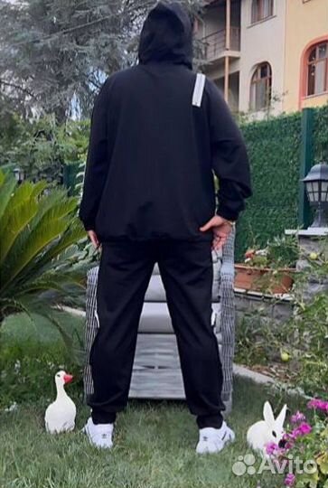 Для пышных дам спорт костюм