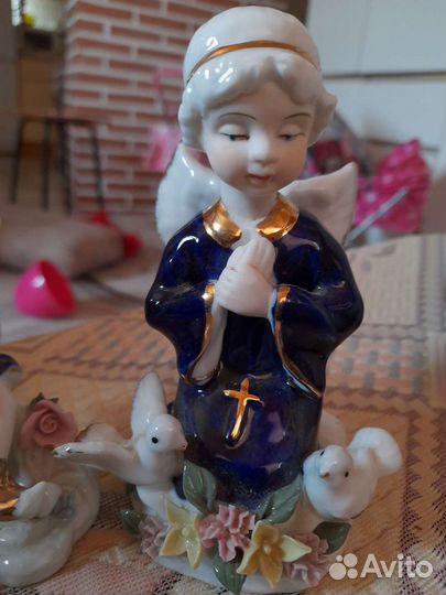 Статуэтка ангел фарфор
