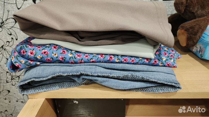 Вещи для беременных пакетом 46 48