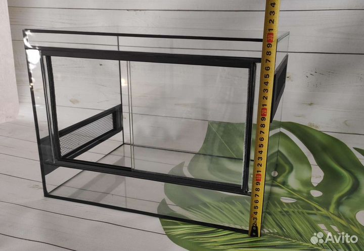 Террариумы и фоны в наличии и под заказ