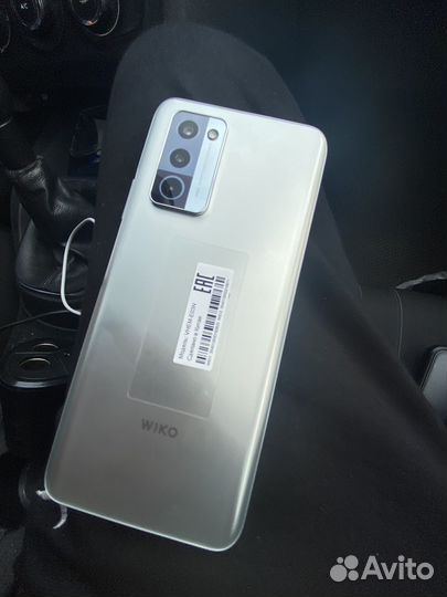 Телефон wiko 10