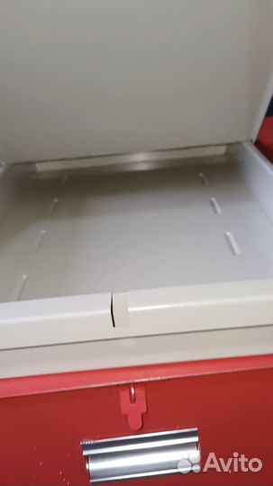 Ящик для инструмента металлический