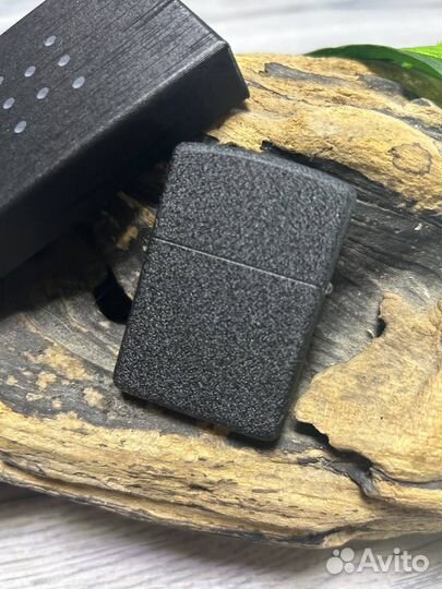 Зажигалка бензиновая Zippo 