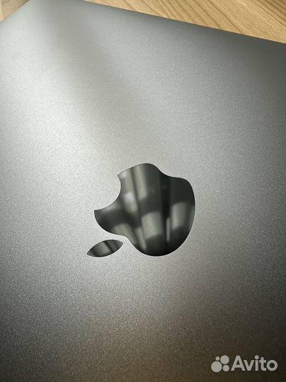 MacBook Pro (13 дюйм., 2017 г.)