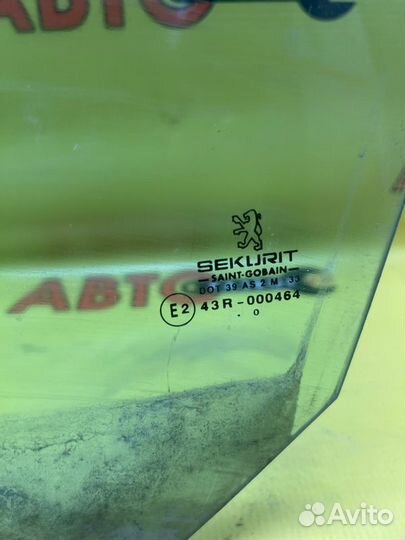 Стекло переднее левое Peugeot 206 2A/C TU5JP4 2000