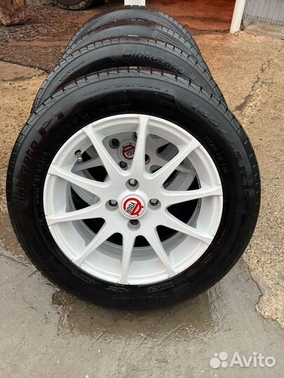 Pirelli Cinturato P1 185/65 R15