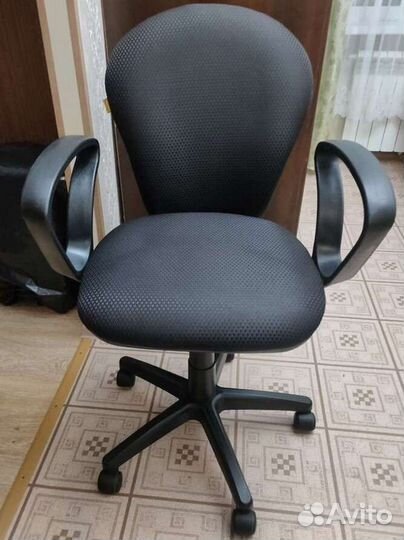 Компьютерное кресло