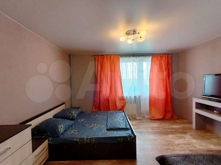1-к. квартира, 40 м², 8/17 эт.