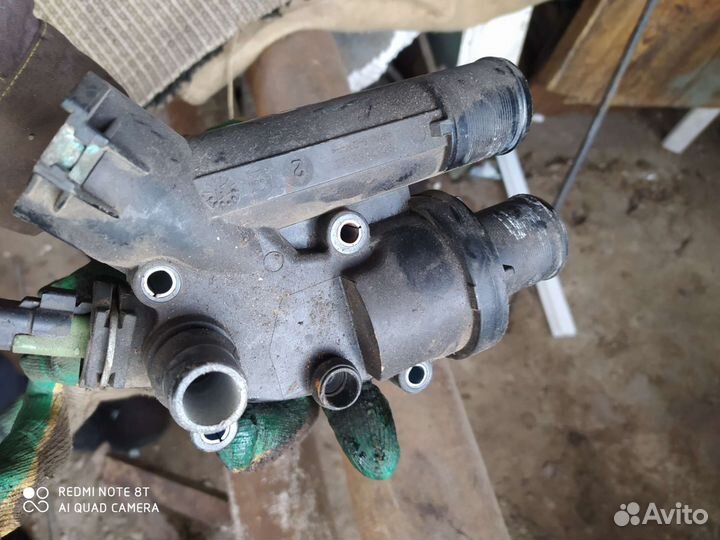 Корпус термостата land rover Freelander 2