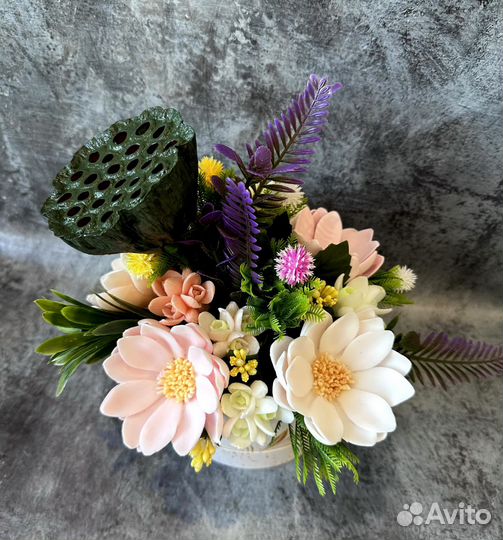 Букет из мыла, в шляпной коробке 