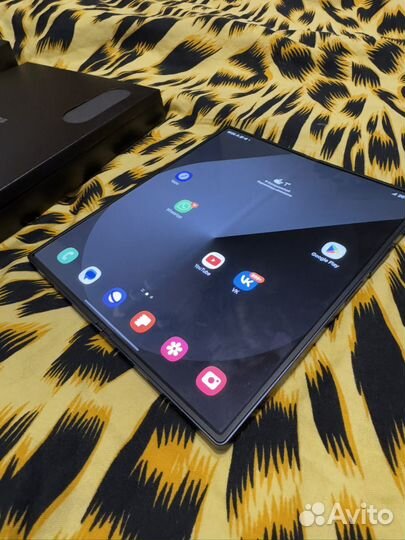 Samsung Galaxy Z Fold6, 12/256 ГБ