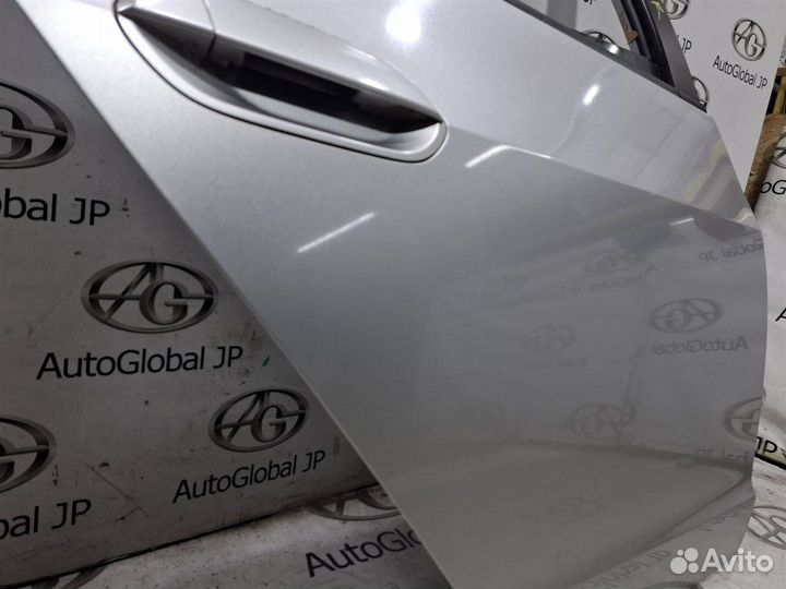 Дверь задняя правая Honda Insight ZE3 LEA 2011