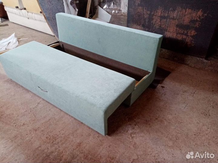 Продам новый диван