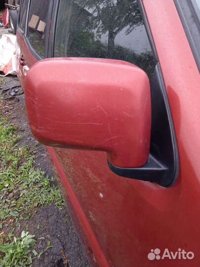 Зеркало правое Nissan Terrano 2 Ниссан Террано 2