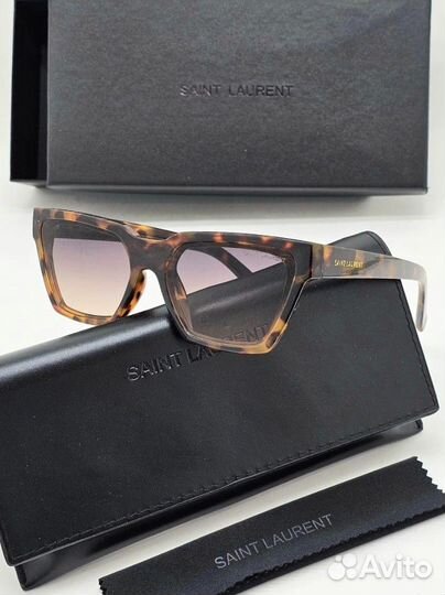 Солнцезащитные очки