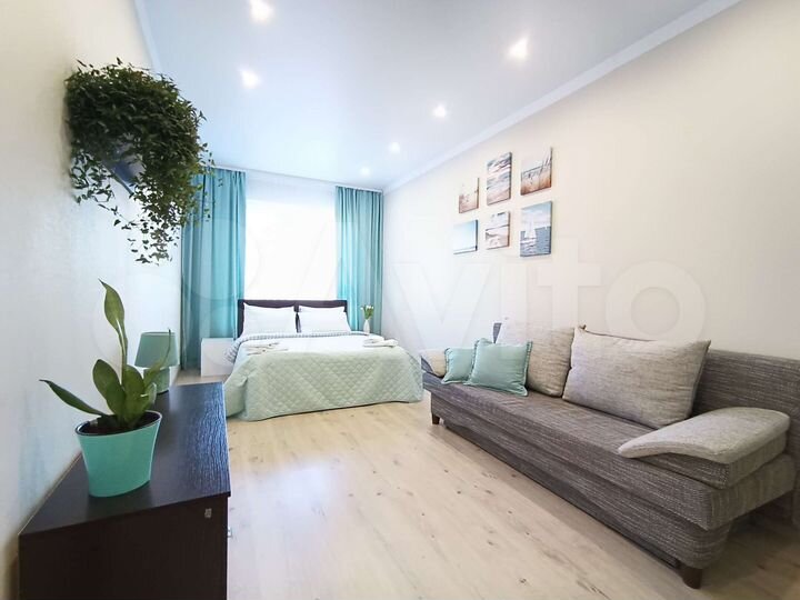 2-к. квартира, 70 м², 4/13 эт.