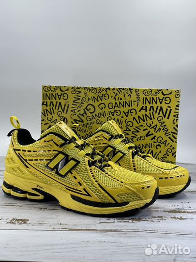 Кроссовки new balance 1906r Blazing Yellow