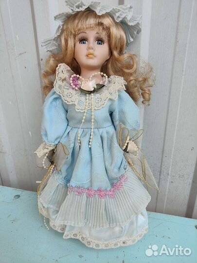 Фарфоровая кукла на реставрацию