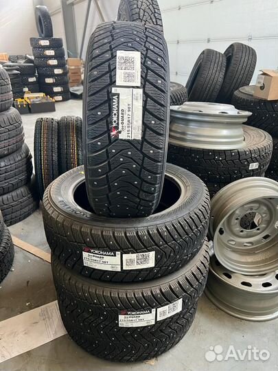 Yokohama Ice Guard IG65 215/55 R17 97T