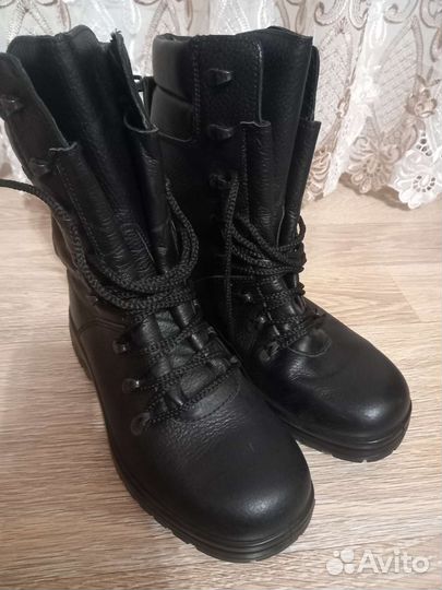 Берцы новые р. 39